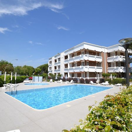 Gavitello Apartment Bibione Bagian luar foto