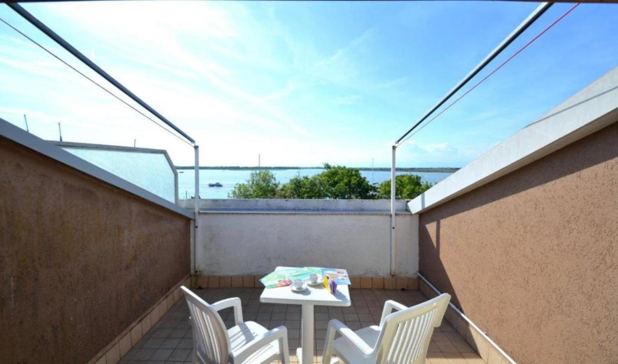 Gavitello Apartment Bibione Bagian luar foto