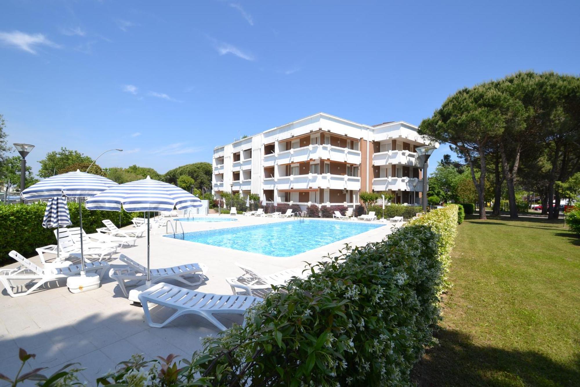 Gavitello Apartment Bibione Bagian luar foto